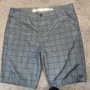 RIP CURL BOARDWALK The Surfer's Walkshort - In Water On Land Windowpane Print 36